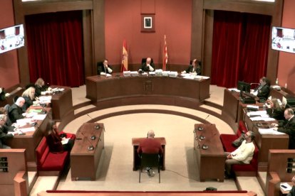 El amigo de Laura Borràs admite que presentaba 
