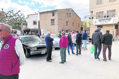 Gerb. La Fira de Gerb, a Os de Balaguer, va reunir ahir unes 40 parades i 40 cotxes antics.