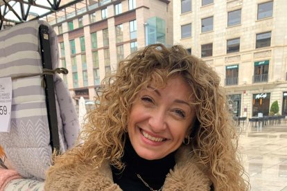 La pluja va obligar a retirar o a cobrir les parades.