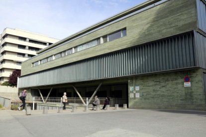 La façana del CAP Onze de Setembre de Lleida.