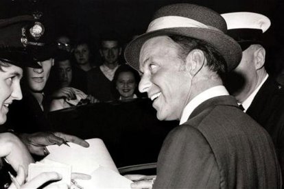 Carátula de “Yesterday” junto a la portada de la revista “440” explicando la historia de Gabarró.