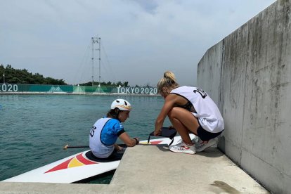 Núria Vilarrubla, entrenando estos días en el canal olímpico de Tokio.
