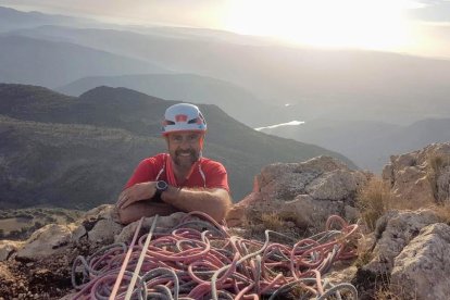 Imatge d’un dels equips dels GRAE de la Seu en la base de Tírvia.