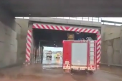 Els Bombers reben 176 avisos per la pluja, la majoria a Tarragona i les Terres de l'Ebre