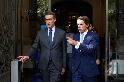 Feijóo y Aznar coincidieron ayer en un acto en Madrid.