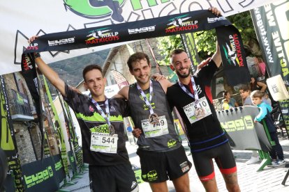 El podi de la Mitja, Oriol Marín, Nil Bacardit i Jordi Cifuentes.