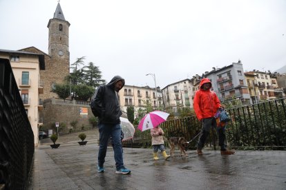 Imatges de la pluja d'ahir a Sort