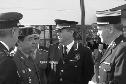 El llavors president de la Generalitat, Jordi Pujol, va ser l’encarregat d’inaugurar la comissaria.