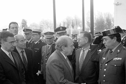 El llavors president de la Generalitat, Jordi Pujol, va ser l’encarregat d’inaugurar la comissaria.