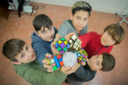 per a tots els públics. Dins la setmana de la ciència van organitzar diferents premis segons les dificultats de cada categoria.