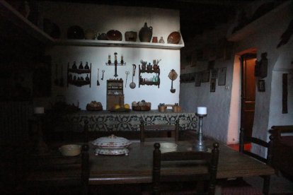 florejacs. El castell de Florejacs a la Segarra, situat a uns 10 quilòmetres de Guissona.