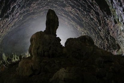 excursions subterrànies pel pirineu i les terres de Llleida