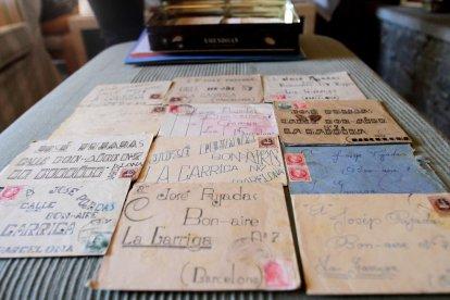 propaganda. Una de les cartes postal era propaganda de la mateixa brigada on va ser destinat el jove de la Garriga.