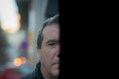 Lectora voraç, finalment va decidir-se per escriure. Quaderns, publicada per Llibres del delicte, va ser la seua primera novel·la. Una obra coral ambientada en un petit poble de les Garrigues que Solé, nascuda a Alfés i veïna dels Torms, va asse ...