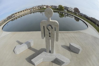 Almacelles, vila escultòrica