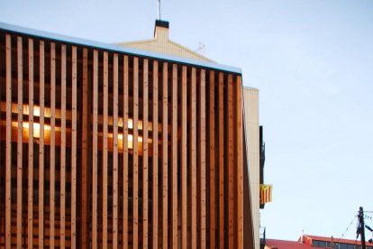 Edifici de nova planta de promoció privada