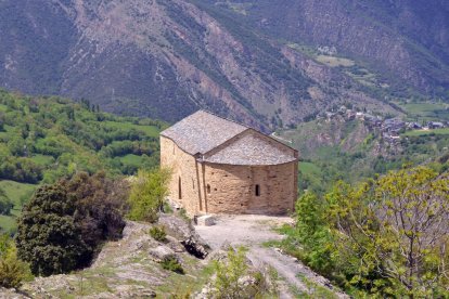 Edifici de nova planta de promoció privada