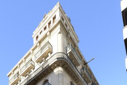 estació de ferrocarril. Vista de la Seu Vella des de la terrassa, on no es pot accedir habitualment.