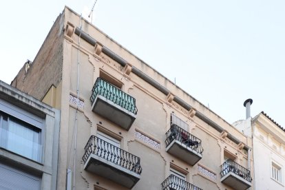 estació de ferrocarril. Vista de la Seu Vella des de la terrassa, on no es pot accedir habitualment.