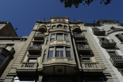 estació de ferrocarril. Vista de la Seu Vella des de la terrassa, on no es pot accedir habitualment.