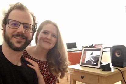 en concert. Abans de la pandèmia, la vida de Bayona eren concerts plens, com aquest de Cap d’Any a Cluj (Romania).