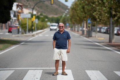 poble vell i poble nou. Estèticament, l’església de Mequinensa va en la línia racionalista de les cases del poble nou: totxos a vista i parets blanques.