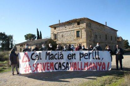 agapit lamarca. Foto d’estudi del propietari de la finca, i sogre de Macià, disfressat de gitano.