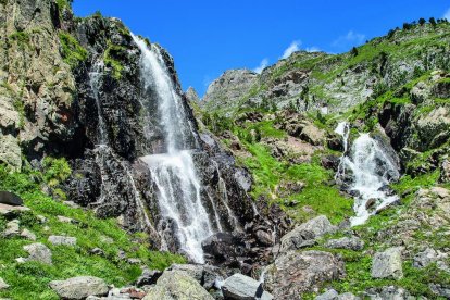 els autors. El fotograf Chopo García-Die i l’escriptor Joan de Déu Prats són els autors d’aquest llibre.