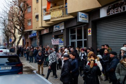 Oratorio polémico en Lleida: vecinos a favor y en contra se manifiestan en el barrio de Cappont