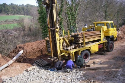 Perforació d’un pou a la comarca de l’Anoia.