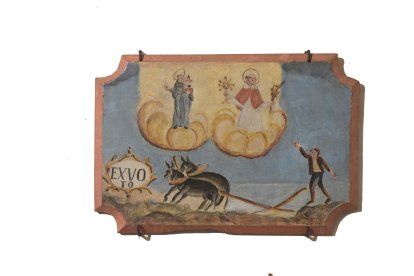 Taulons. Aquests exvots de fusta evoquen la intimitat, preocupacions i anhels de la vida quotidiana.