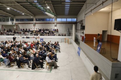 Sílvia Orriols congrega a unas 200 personas en Lleida
