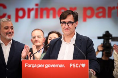 El cap de llista del PSC, Salvador Illa, en una compareixença després de guanyar les eleccions.