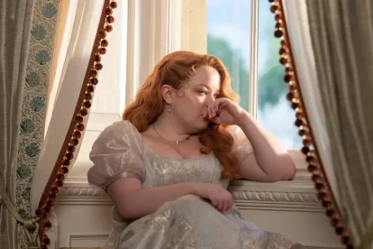 Nicola Coughlan caracterizada como Penélope en Los Bridgerton.