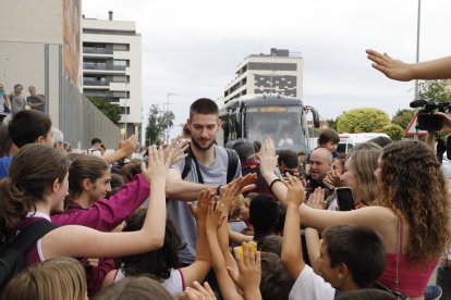 La rebuda del Força Lleida al Barris Nord a la seua arribada de Madrid