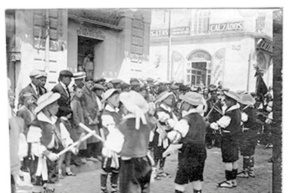 Un origen amb diverses teories i polèmica.