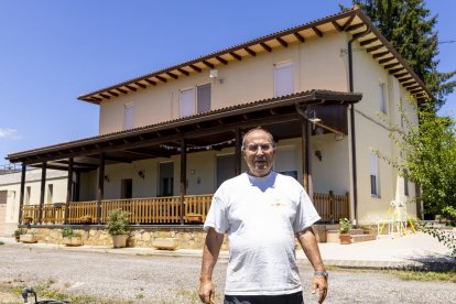 Una colònia industrial centenària passarà a convertir-se en un poble de Talarn - JORDI ECHEVARRIA