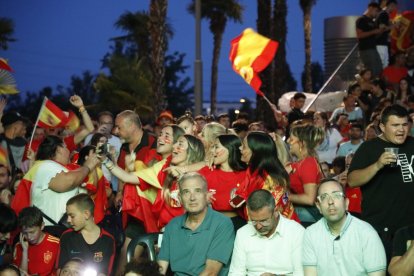 Pantalla gegant a Lleida per veure la final de l'Eurocopa entre Espanya i Anglaterra