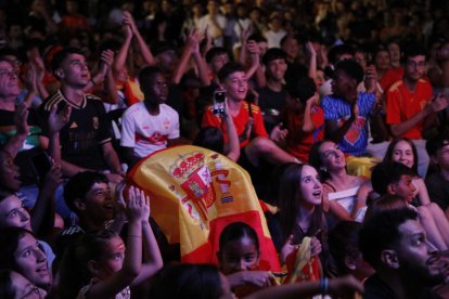 Pantalla gegant a Lleida per veure la final de l'Eurocopa entre Espanya i Anglaterra
