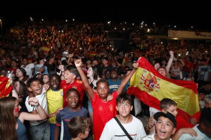 Pantalla gegant a Lleida per veure la final de l'Eurocopa entre Espanya i Anglaterra