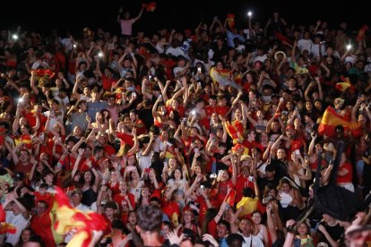 Pantalla gegant a Lleida per veure la final de l'Eurocopa entre Espanya i Anglaterra