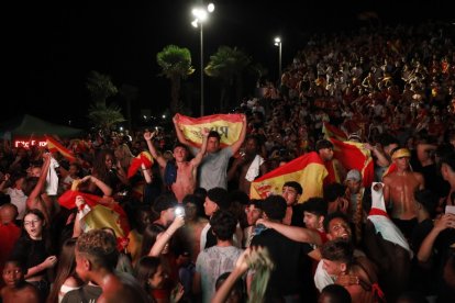 Pantalla gegant a Lleida per veure la final de l'Eurocopa entre Espanya i Anglaterra