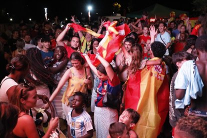 Pantalla gegant a Lleida per veure la final de l'Eurocopa entre Espanya i Anglaterra