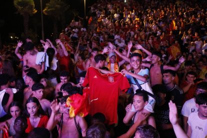 Pantalla gegant a Lleida per veure la final de l'Eurocopa entre Espanya i Anglaterra