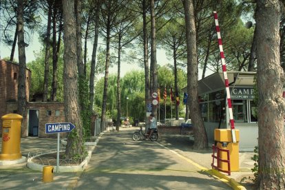 Entrada al vell càmping. Ara, la Paeria preveu que n’hi haurà un de nou.