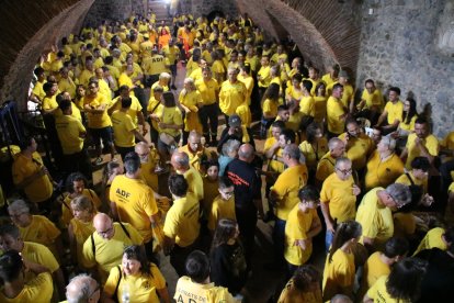Los más de 800 ADF concentrados en Hostalric, refugiados dentro del castillo por la lluvia