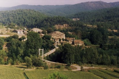 L'accés a Bassella es feia a través de la palanca que travessava el riu com mostra aquesta fotografia.
