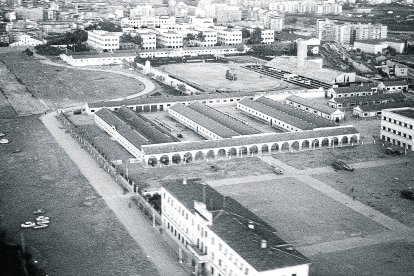 Vista aérea de parte de las instalaciones militares.