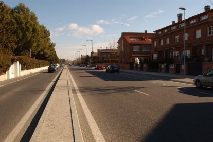 L’antiga mitjana al tram de calçada que va ser desdoblat l’any passat.