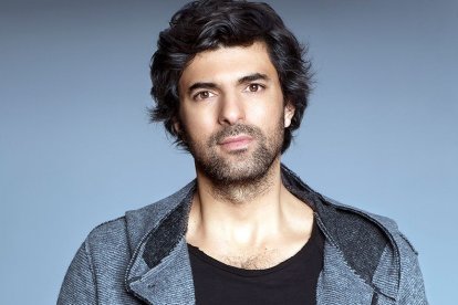 Engin Akyürek.